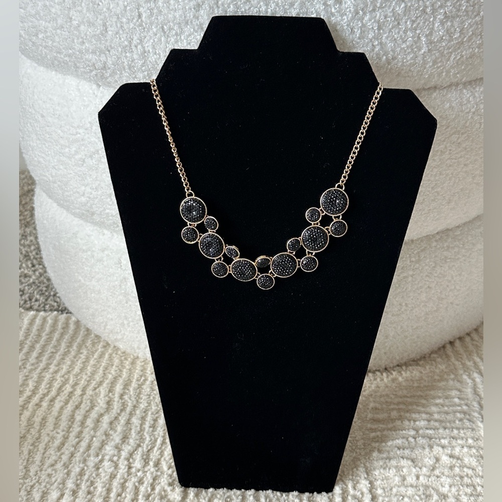 H&M Statement Bib Necklace – Black & Gold NWOT